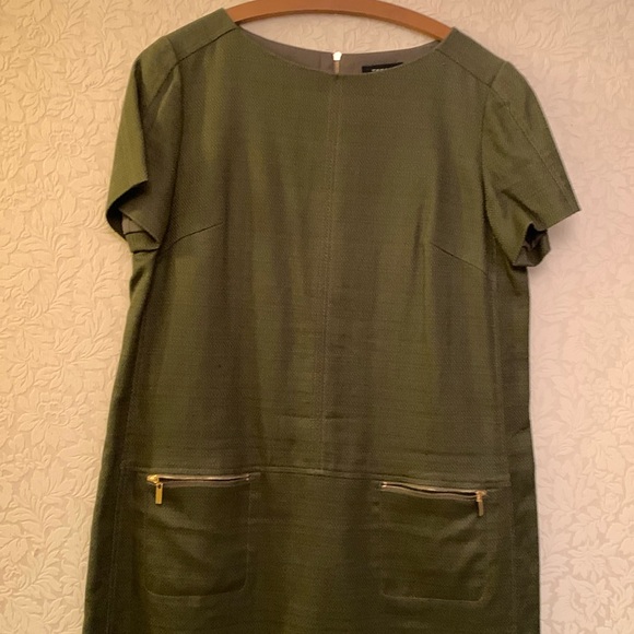 Tahari brand name dress, chic, zippers pockets - Picture 1 of 5